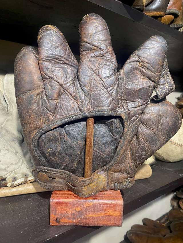 Cream City 1 Inch Web Back