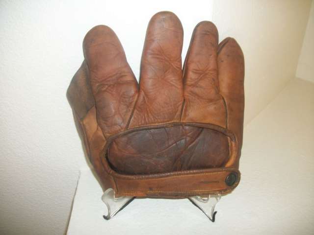 Ed Maynard 1 Inch Web Lefty Back