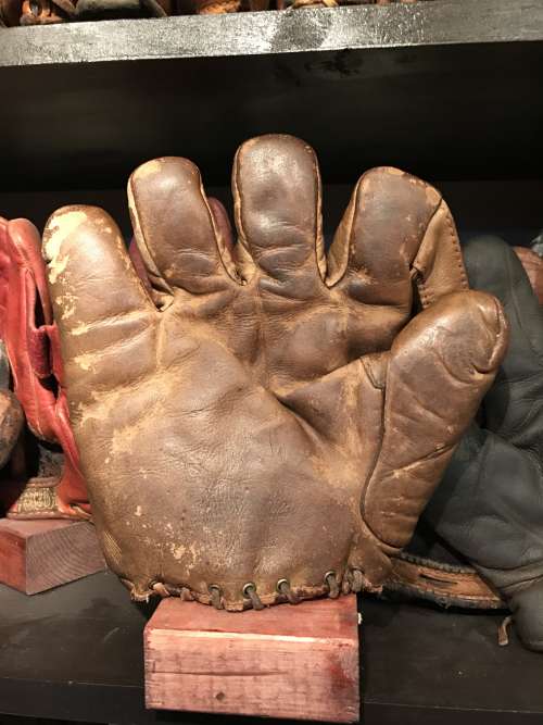 R.H. Macy Special 1 Inch Web Lefty Front