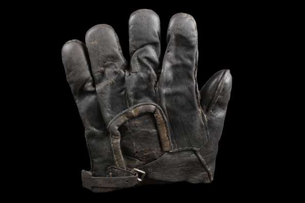 c. 1880's Workmans Glove Back