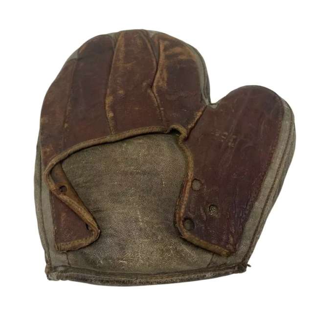 c. 1890's Catchers Mitten Youth Back