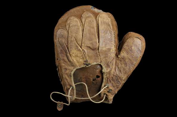 c. 1890's Catchers or Base Mitten Back