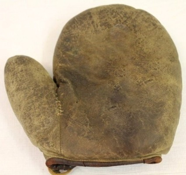 c. 1890's Lace Back Basemitt Front