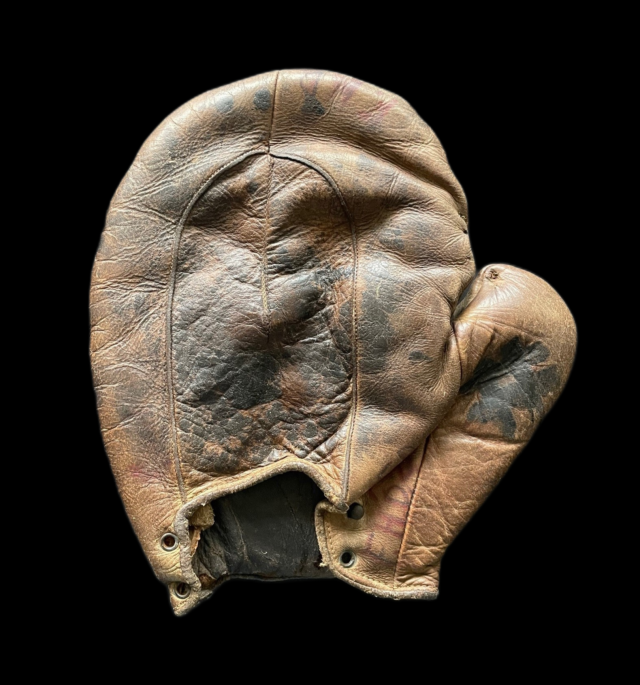 c. 1890's Hook and Eye Back Crescent Basemitt Back