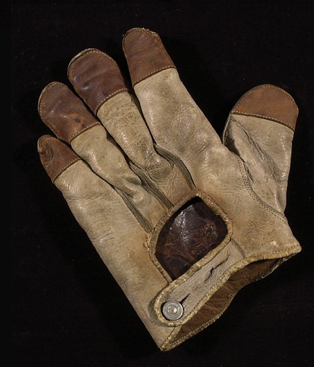 1890's Finger Tipped Finger Catchers Glove Righty Back