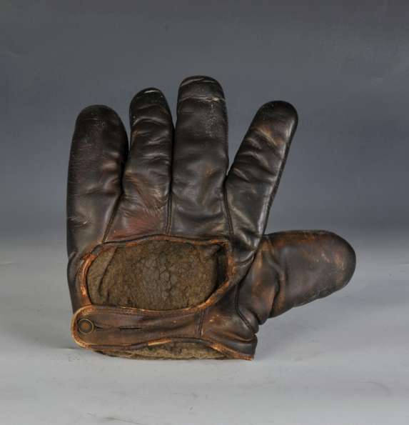 c. 1890's-00's Webless Glove Back