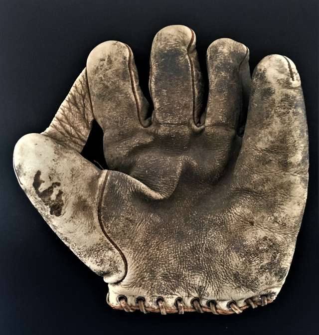 Abercrombie & Fitch 1 Inch Web Front 