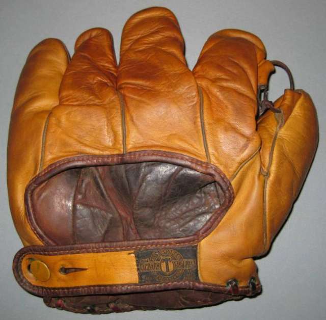 Alex Taylor 38X Back