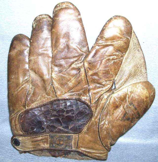 Alex Taylor Full Web Back