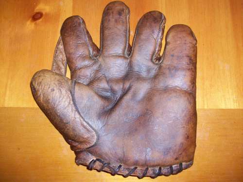 Alex Taylor S 1 Inch Web Front