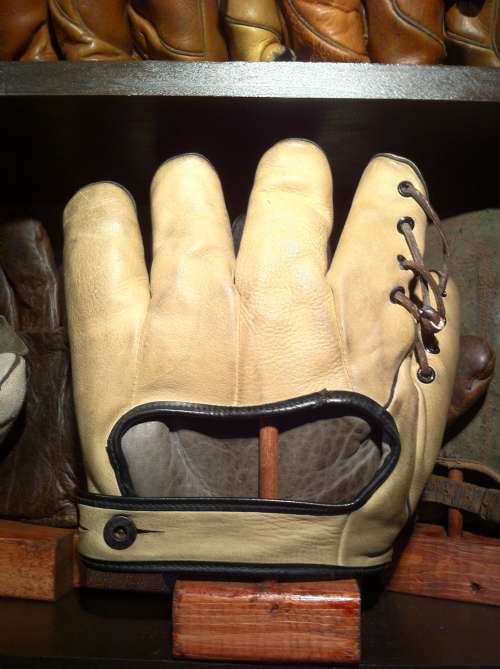 Charlie Keller All American H115 Back