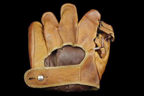 Babe Ruth Marvell Back