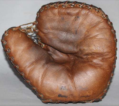 Babe Ruth Reach Home Run Special Basemitt Front