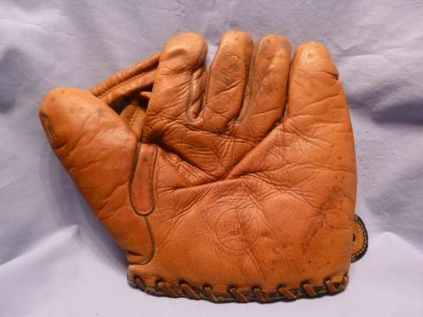 Babe Ruth Spalding 259 Canadian Front
