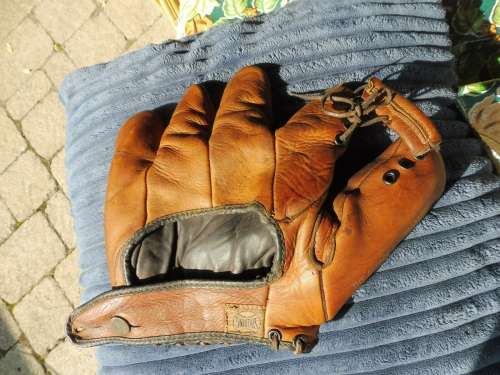 Babe Ruth Spalding Canada Home Run Special Back