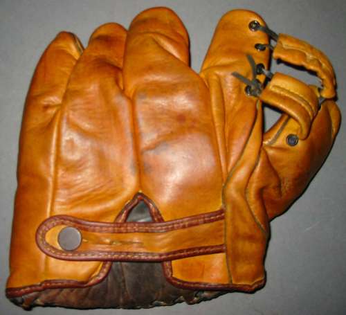 Babe Ruth Spalding Canadian Righty Back