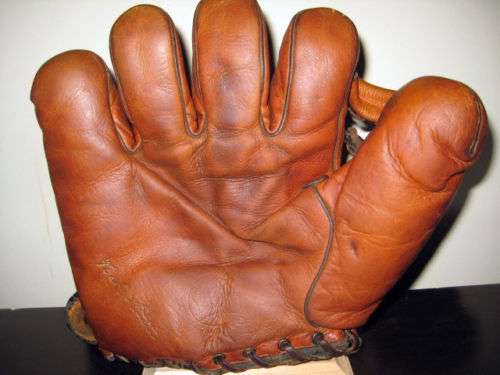 Babe Ruth Spalding Lefty Front