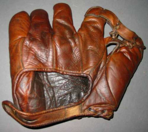 Babe Ruth Spalding Strap Web Back