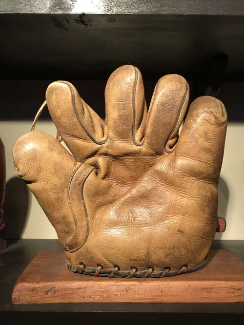 Mule Haas Banner F87 Front