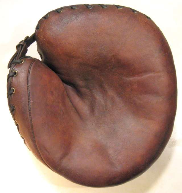 Biddle Catchers Mitt Front