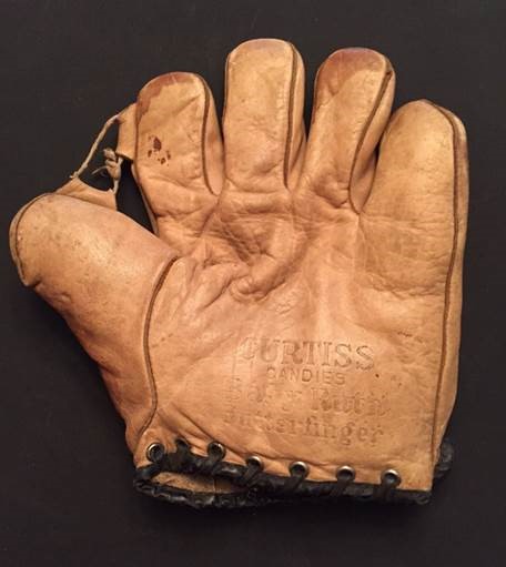 Curtiss Baby Ruth Butterfinger Laced Web Front