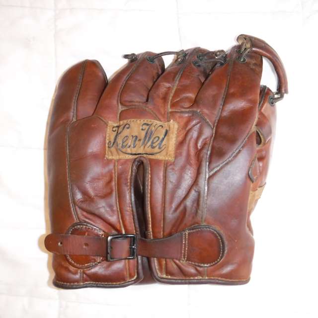 Dazzy Vance Ken Wel 560 Pro Back