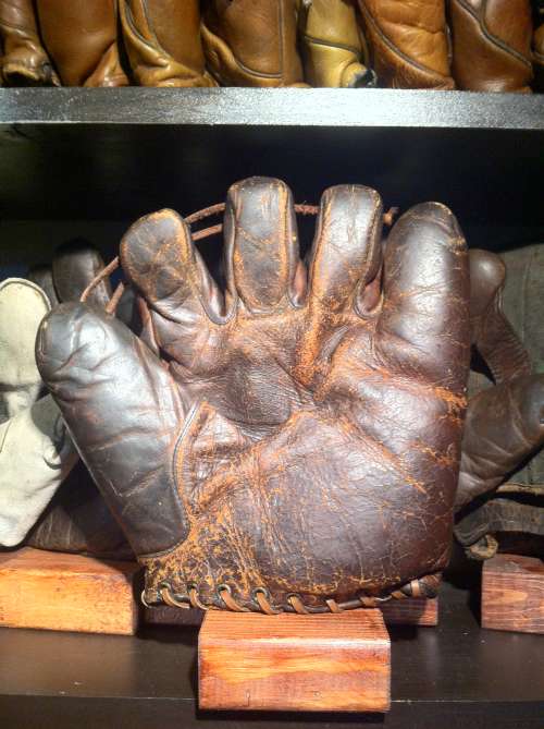 Dazzy Vance Ken Wel Brown Front