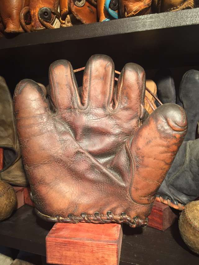 Dazzy Vance Ken Wel Lefty Front