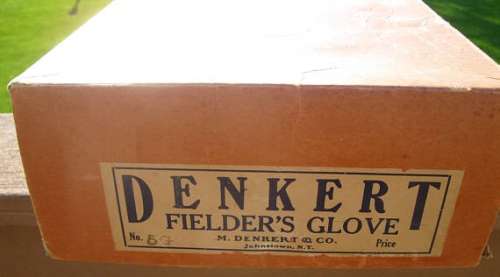 Roxie Lawson Denkert 5G Box