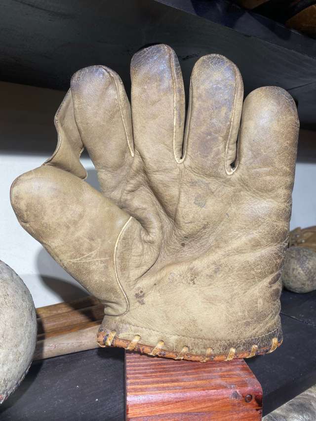 Des Moines 523K 1 Inch Web Front