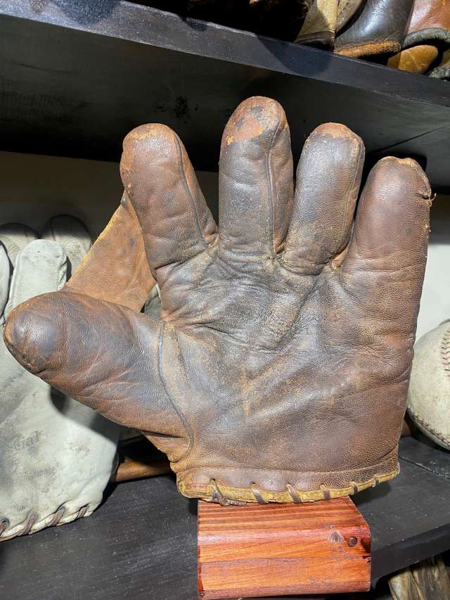 Johnny Evers Des Moines Front