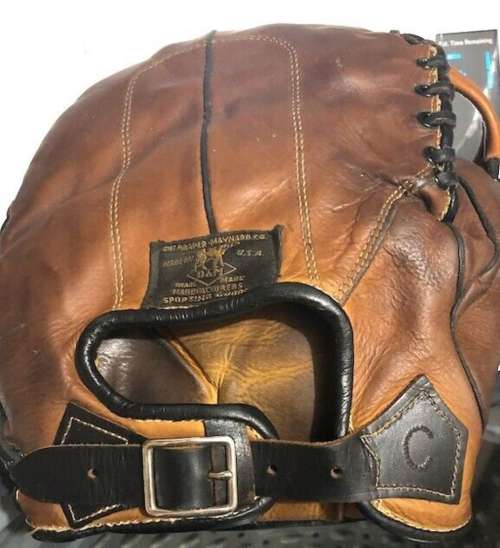 Bill Sweeny D&M Basemitt Back