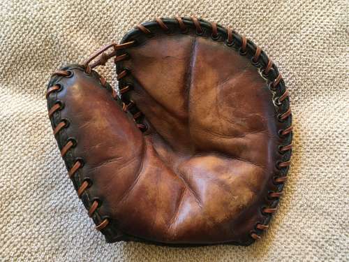 D&M Basemitt Front