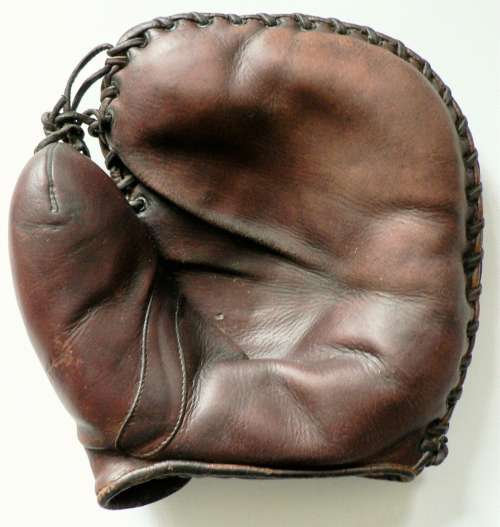 Joe Harris D&M G51 Basemitt Front