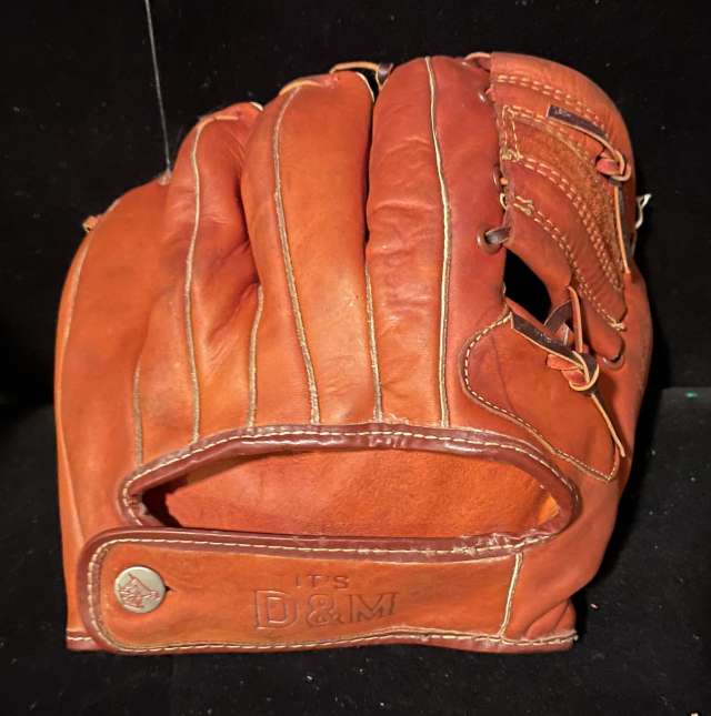 Curt Simmons D&M DG918 Back