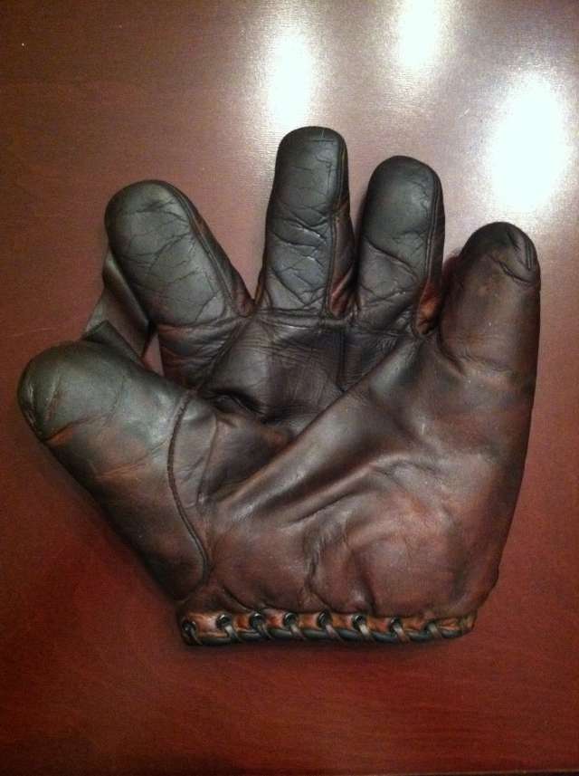 D&M 1 Inch Web Dark Front