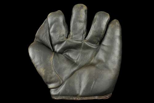 D&M Black Full Web Front