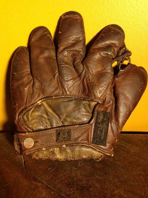 D&M Charles Huber Co. Back