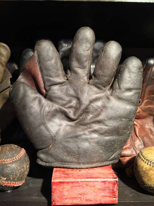 DM Full Web Black With Asbestos Lining Front Aaron