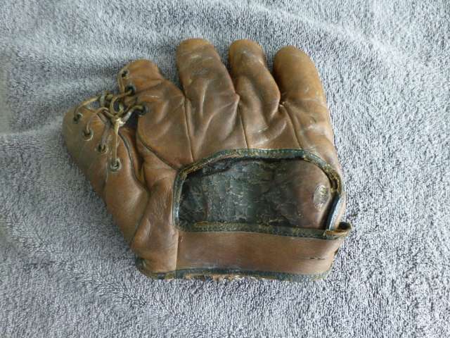 Frenchy Bordagary D&M Back