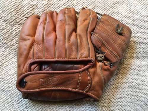 Richie Ashburn D&M DG916 Back