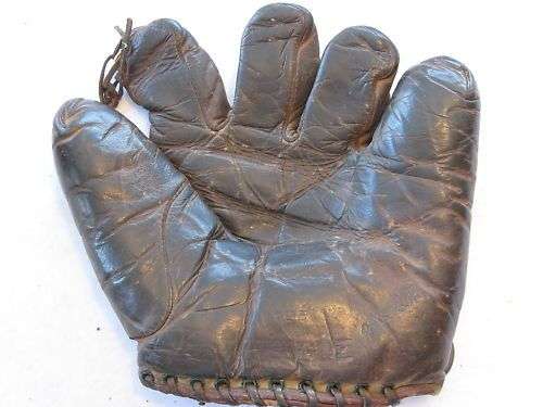 Waite Hoyt D&M Front