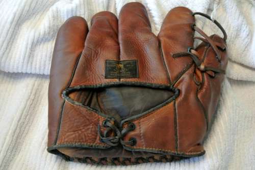 Wes Ferrell D&M G14 Back