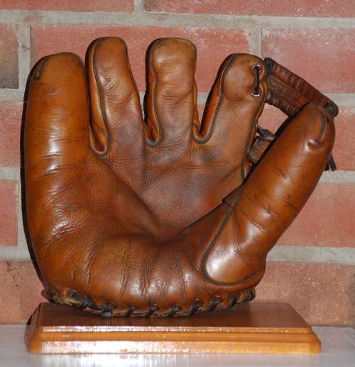 Bill Doak Rawlings 5BD Lefty Front