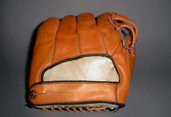 Augie Galan Dubow 347 Back