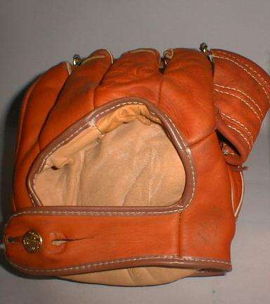 Dave Sisler Dubow 743 Back