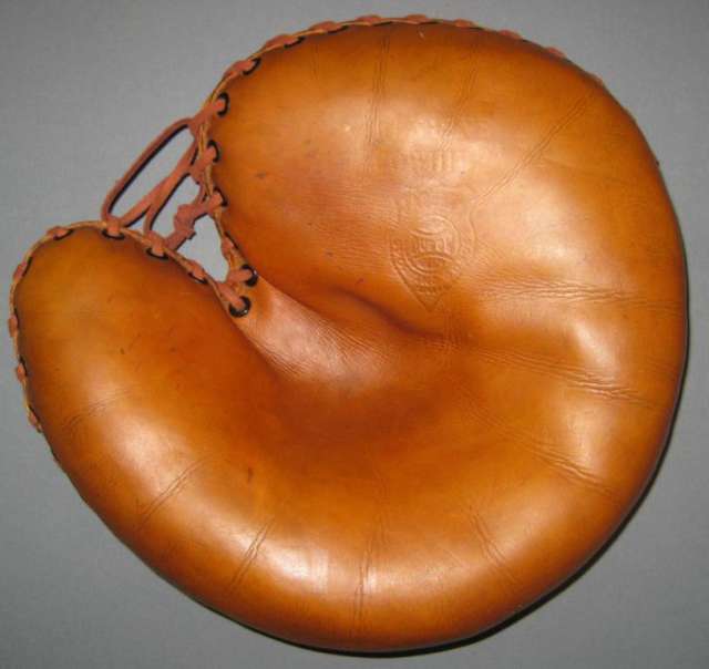 Mickey Owen Dubow Catchers Mitt Front