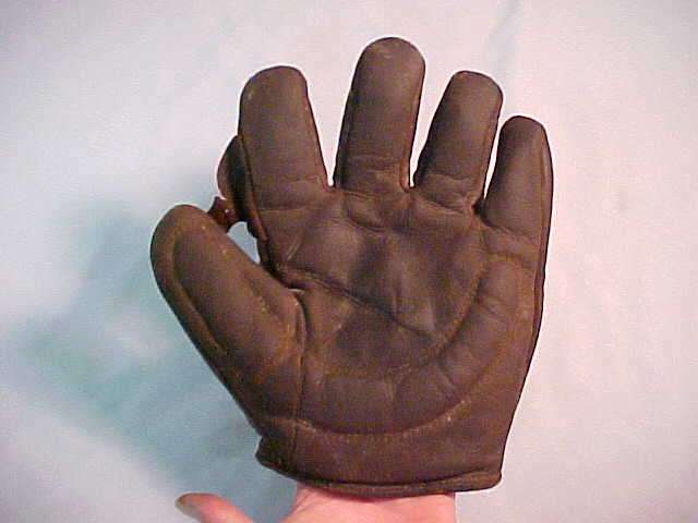 Early 1900's Buckle Web Crescent Glove Red Front