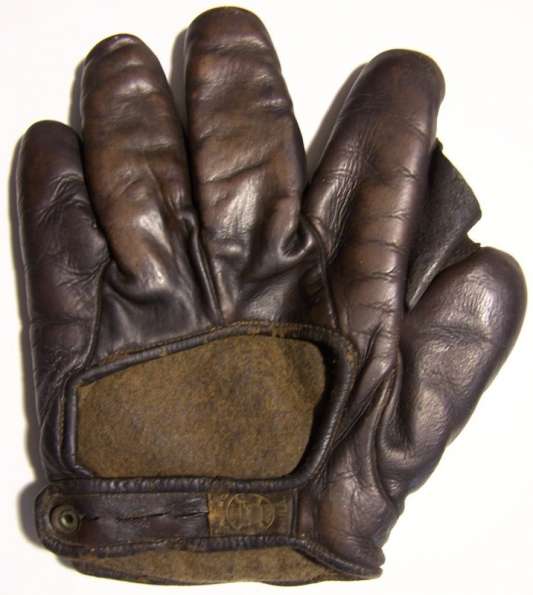 Early 1900's Reach Crescent Glove Back