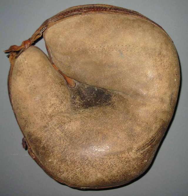 Early 1900's Crescent Catchers Mitt Front